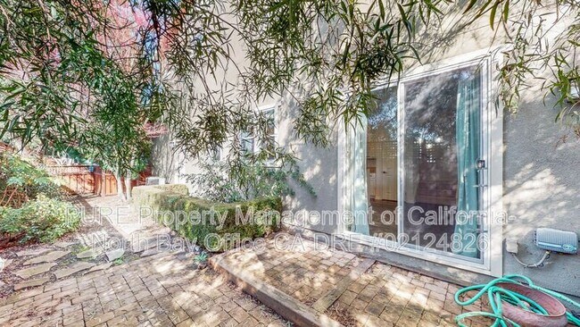 Building Photo - 6583 Santero Way