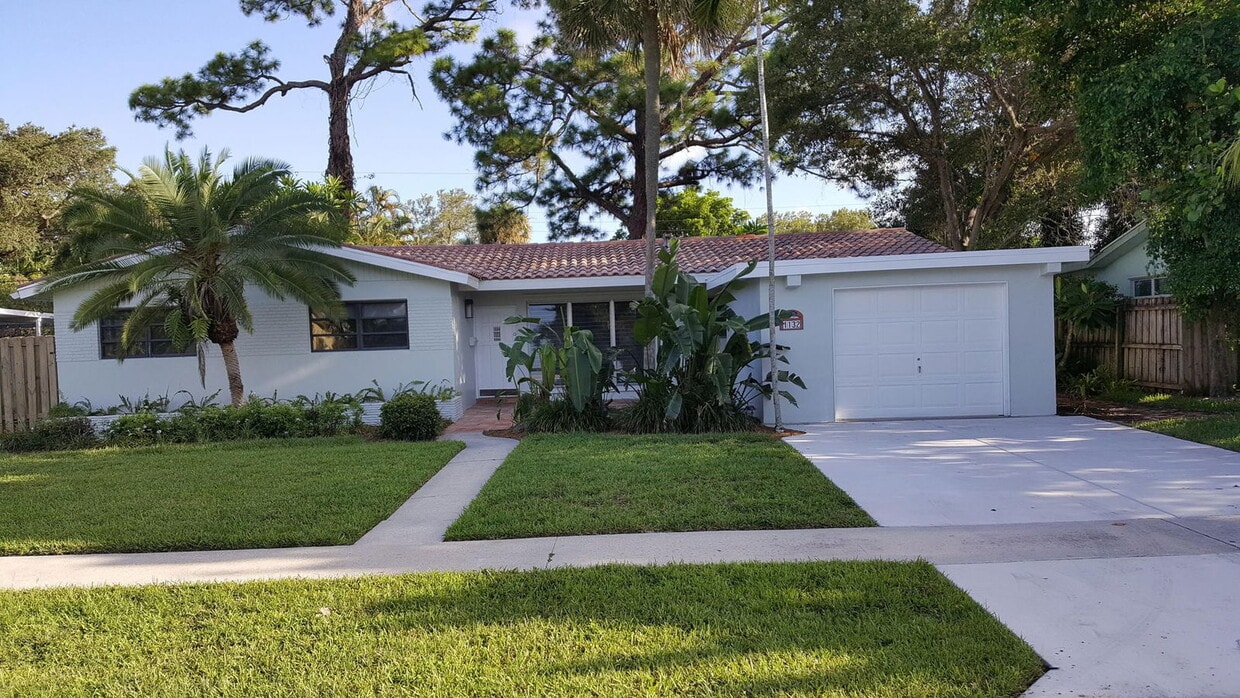 Photo - 1132 Southwest 3rd Street, Boca Raton, FL 33486 - 3 BR 2 BA single-family home