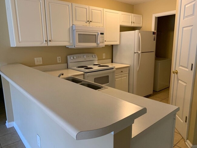 Foto del edificio - 3672 Clay Pond Village Ln