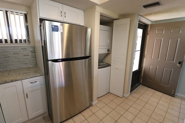 Building Photo - 4250 A1A S