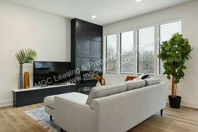 Foto del edificio - 8207-8209 E 66th St