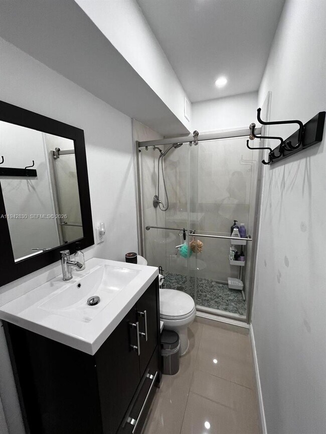 Foto del edificio - 320 S 28th Ave