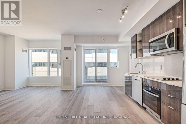 Photo du bâtiment - 543 Richmond St W