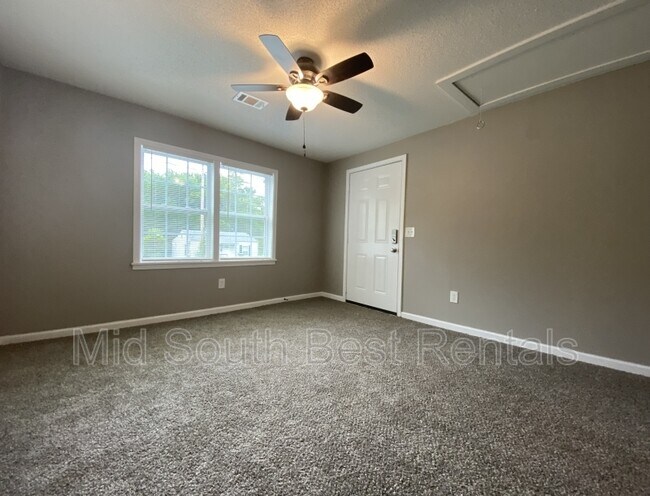 Foto del edificio - 3706 W 19th St