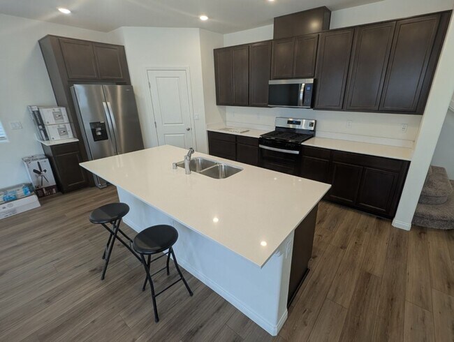 Building Photo - 10031 Indy Rey Ct