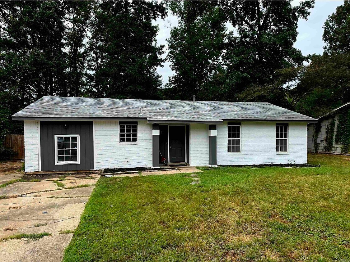 Foto principal - 68 Meadowlark Dr