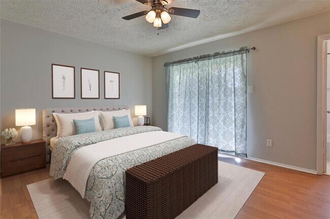 Foto del edificio - 5410 Heronwood Dr