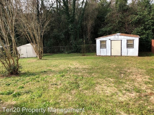 Building Photo - 3 br, 1.5 bath House - 723 Southern Pines Dr
