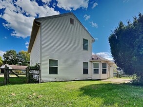 Building Photo - 4637 Bluejay Ct