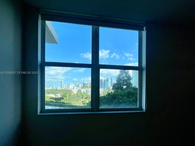 Foto del edificio - 2475 Brickell Ave