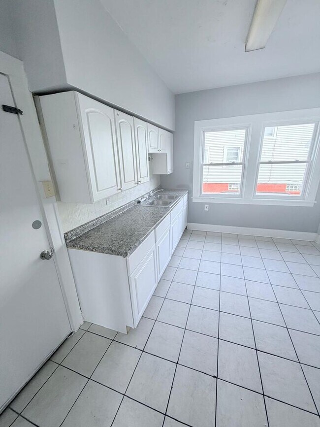 Foto del edificio - 3341 Desota Ave