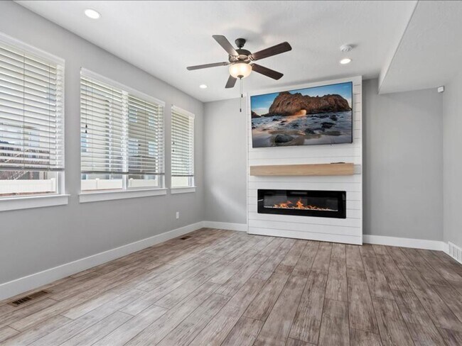 Foto del edificio - 14316 Autumn Path Ln