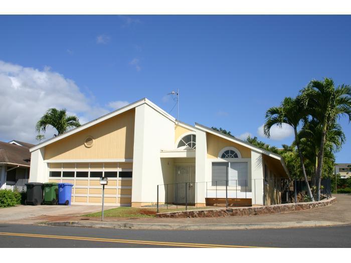 Foto principal - 4/2 SF Home in Royal Kunia!