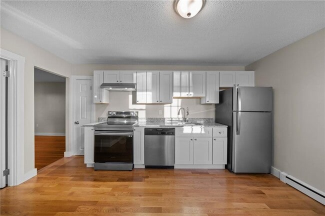 Foto del edificio - 54 Hillside Ave