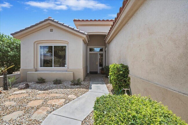 Foto del edificio - 78969 Lavender Cir