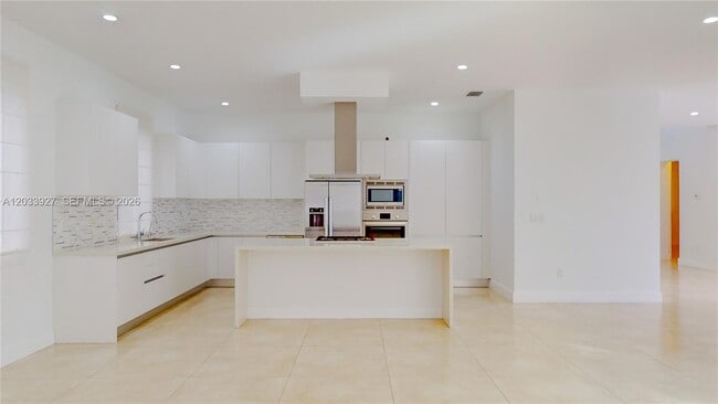 Building Photo - 9980 NW 74th Terrace