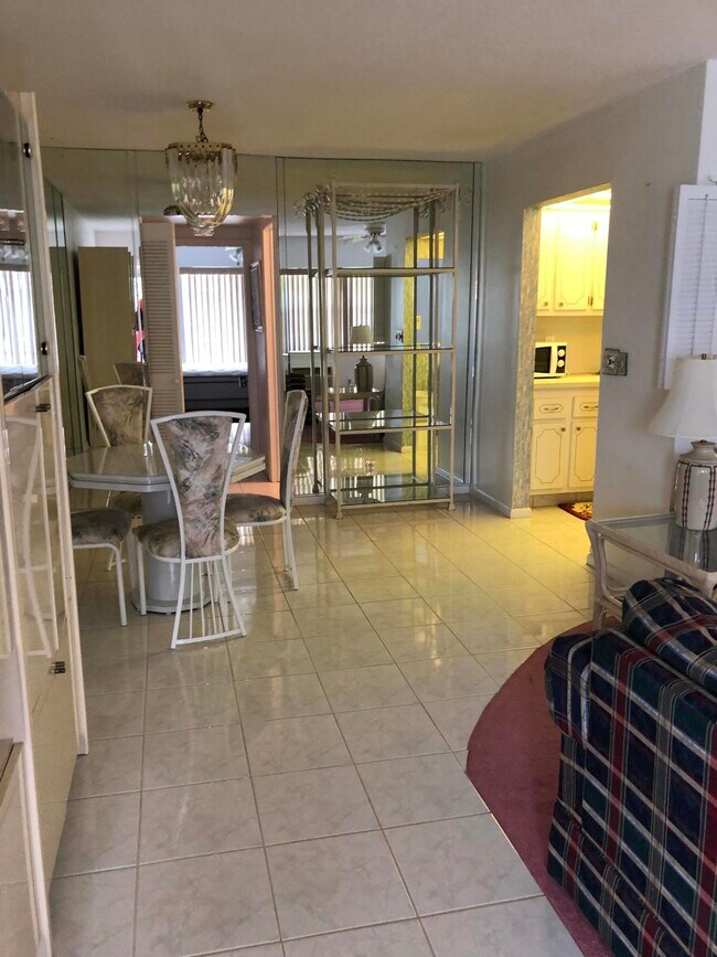 Foto del edificio - 183 Coventry H