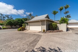 Building Photo - 310 Kealahou St