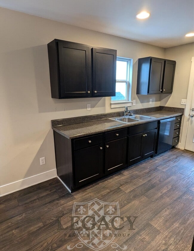 Building Photo - 3524 Steffisburg Dr