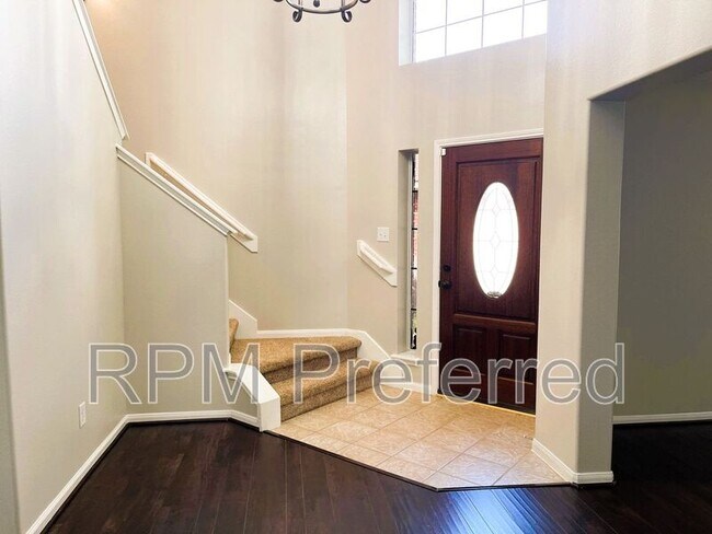 Foto del edificio - 2518 Hidden Park Ln