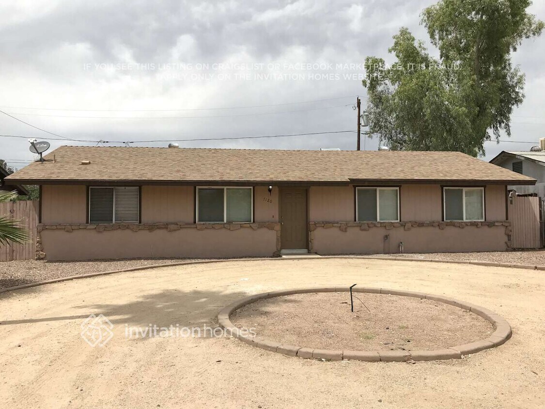 Primary Photo - 7120 E Broadway Rd
