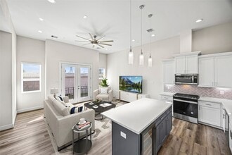 Building Photo - 3407 Terry St