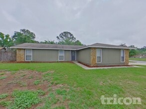 Building Photo - 7091 Beechfern Ln S