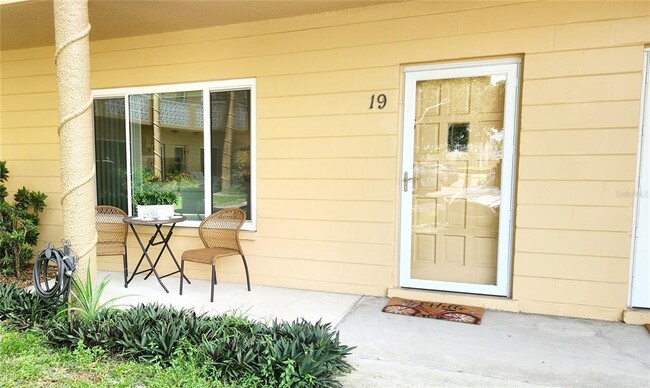 Foto del edificio - 2467 Finlandia Ln