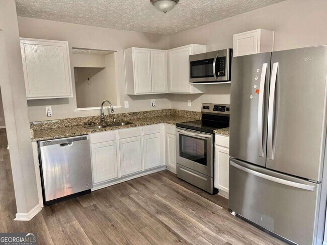 Building Photo - 3833 Waldrop Ln
