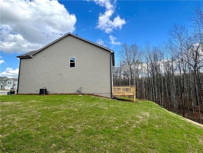 Foto del edificio - 114 Auburn Xing Wy