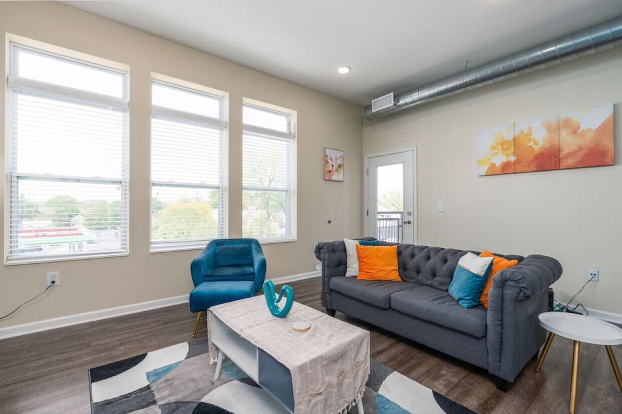 Foto principal - 2205 N Delaware St