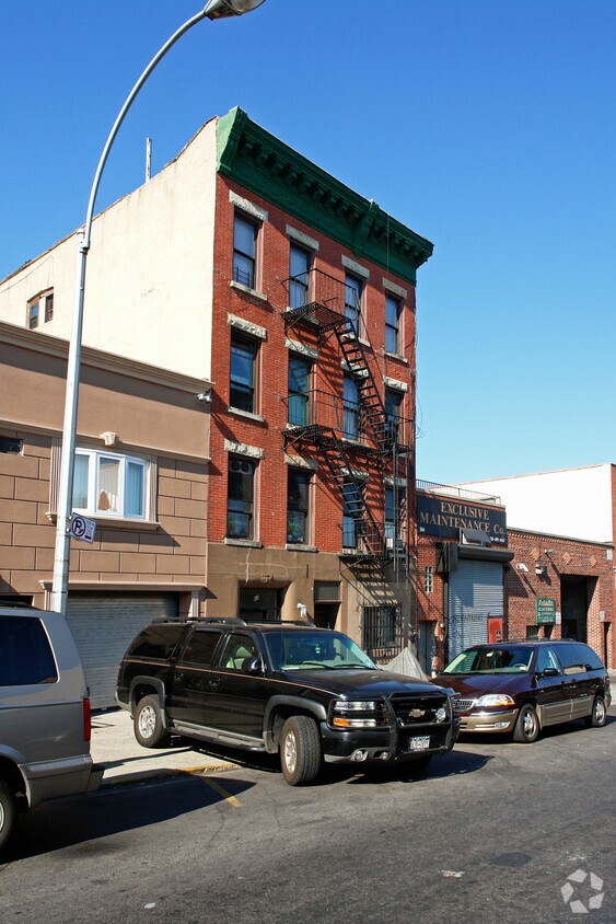 Primary Photo - 168 21st St