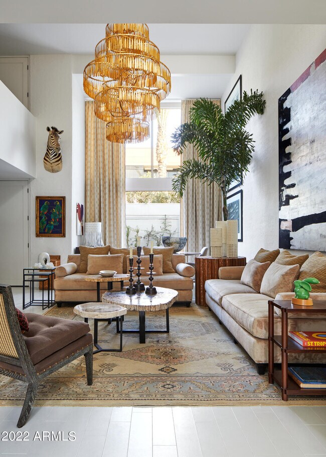 Foto del edificio - 3265 E Camelback Rd