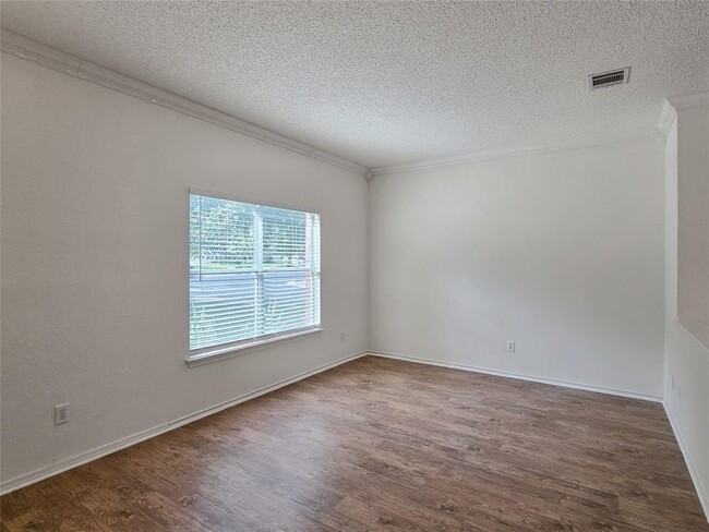 Foto del edificio - 8321 Cambria Dr
