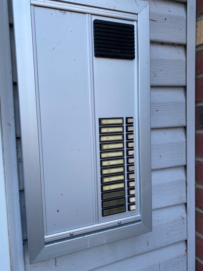 Foto del edificio - 300 Grosvenor Ln