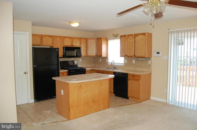 Building Photo - 12440 Derek Pl