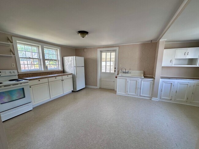 Photo - Historic 3 Bedroom Mill House in Downtown ...