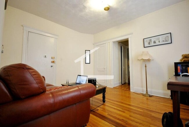 Photo - Nicely renovated 1 bed near the Green Line in Allston. House