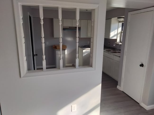 Building Photo - 920 Countryside Ln