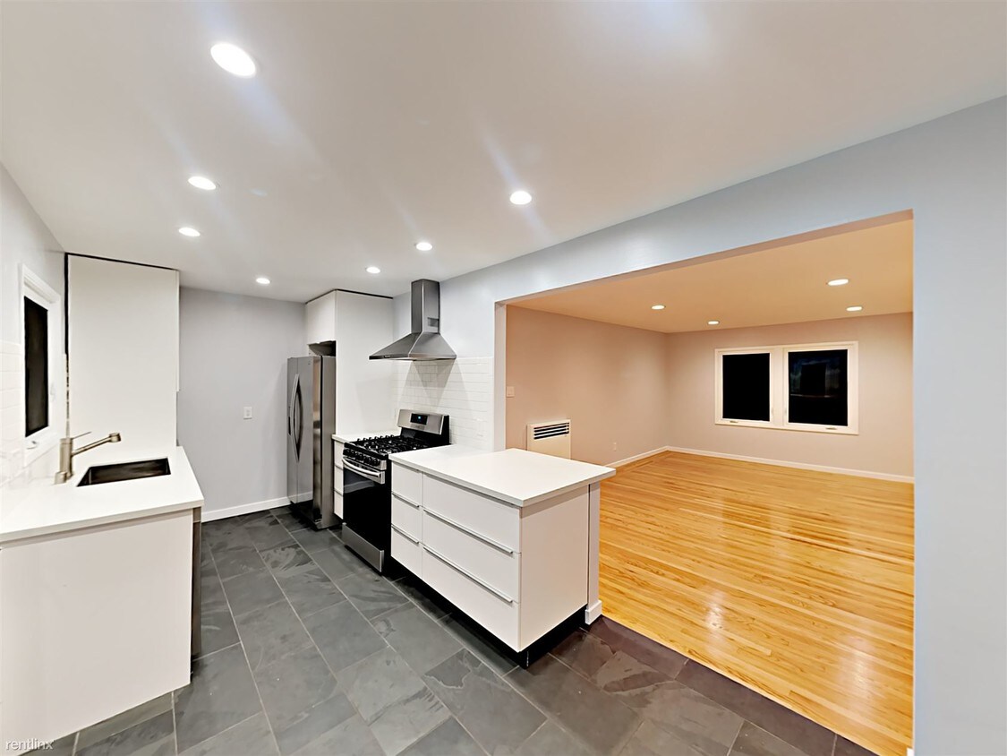 Primary Photo - 1 br, 1 bath Apartment - 1023 Washington Ave