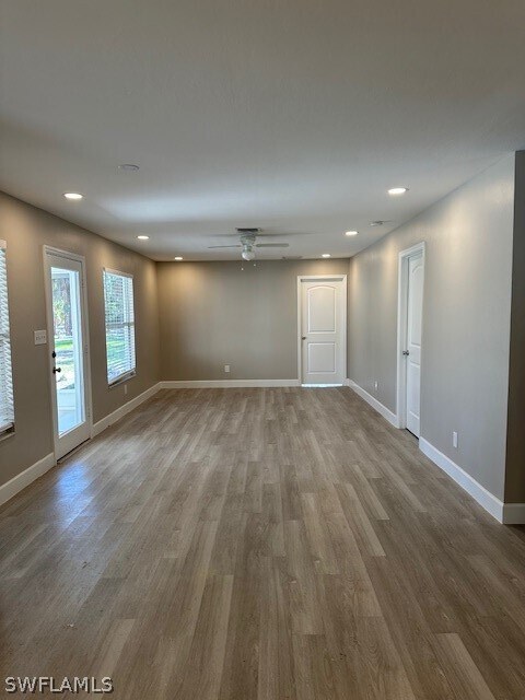 Building Photo - 25168 Pinson Dr