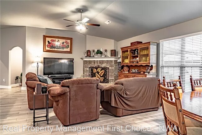 Foto del edificio - 4 br, 2 bath House - 520 Arkansas Black Ce...