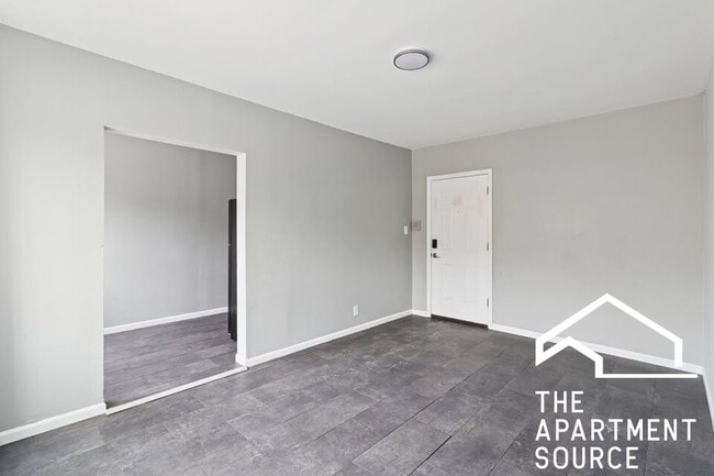 Foto del edificio - 6228 S Western Ave