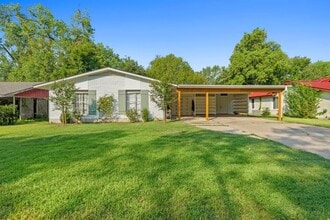 Building Photo - 5512 Delwood Dr
