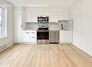 Building Photo - 9307-9123 123 Ave NW