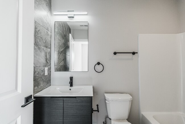 Photo - 3519 Haverford Ave Apartment