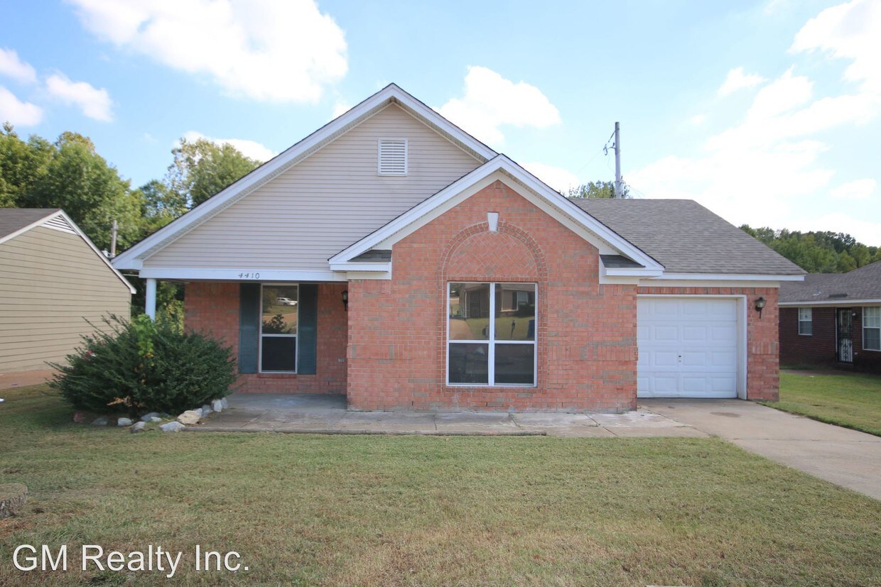 Primary Photo - 4410 Grand Pyramid Dr