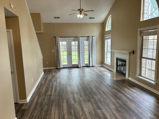 Foto del edificio - 118 Millstone Ln