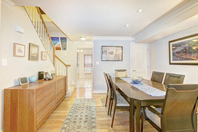 Foto del edificio - 61 14th St NE
