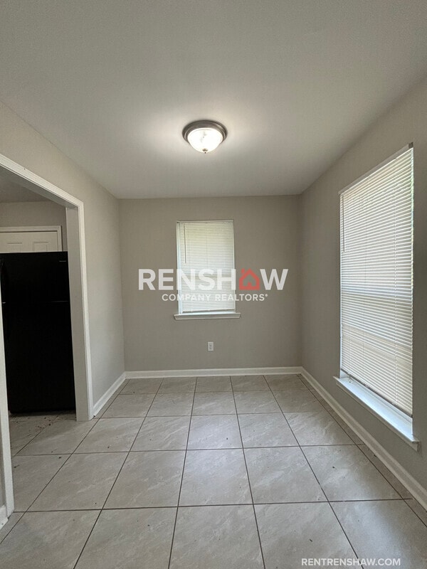 Building Photo - 3004 Elbert Cove